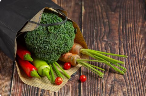 green grocery shopping bags